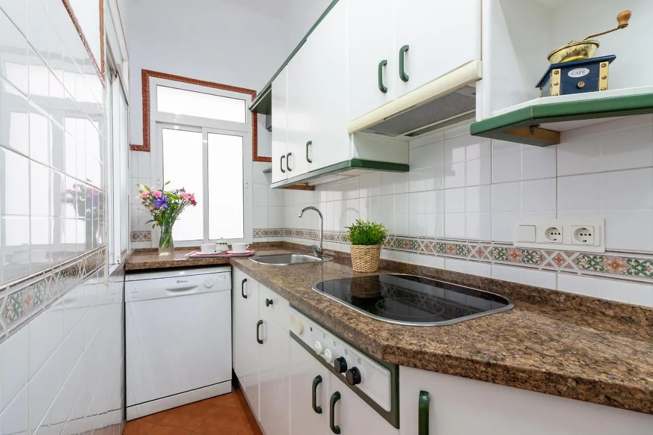 Sea & Wave Soho Family Apartment Málaga